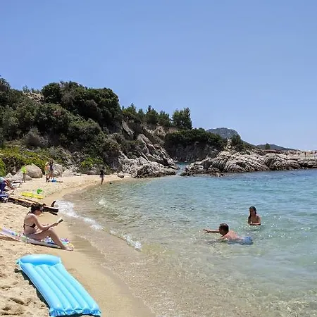 Backyard Tatil Evi Toroni