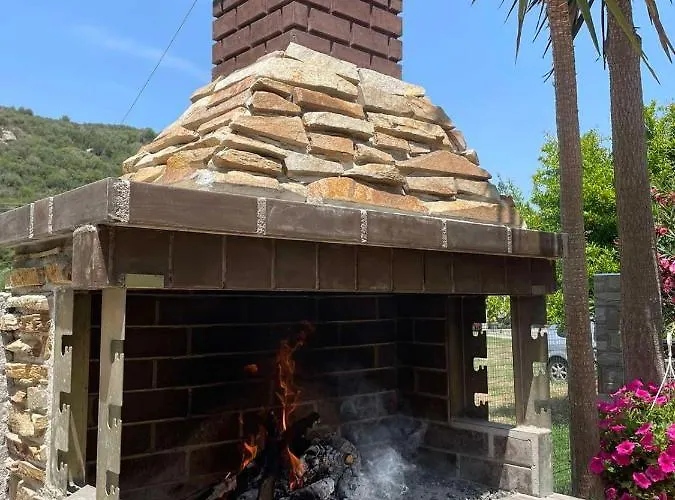 Backyard Holiday home *